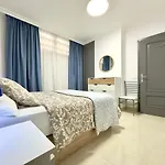 公寓 Sunny Luxury On Panoramic Pool 阿罗纳