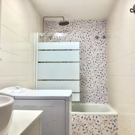 Sunny Luxury On Panoramic Pool Apartman *