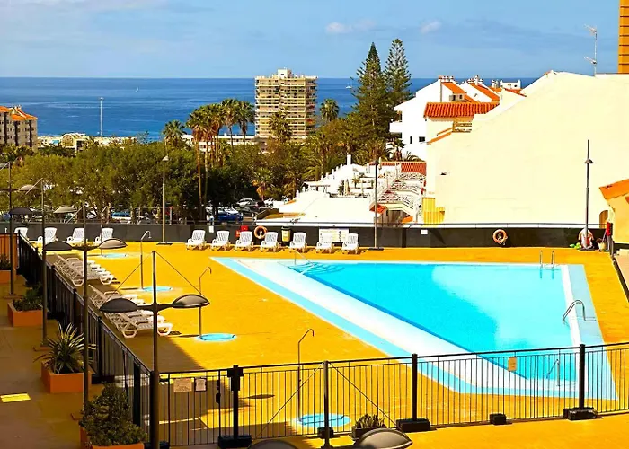 Sunny Luxury On Panoramic Pool *