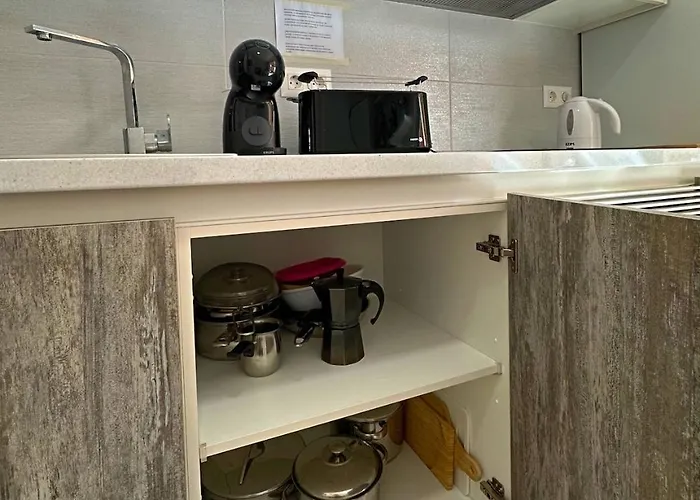 Sunny Luxury On Panoramic Pool Apartman *