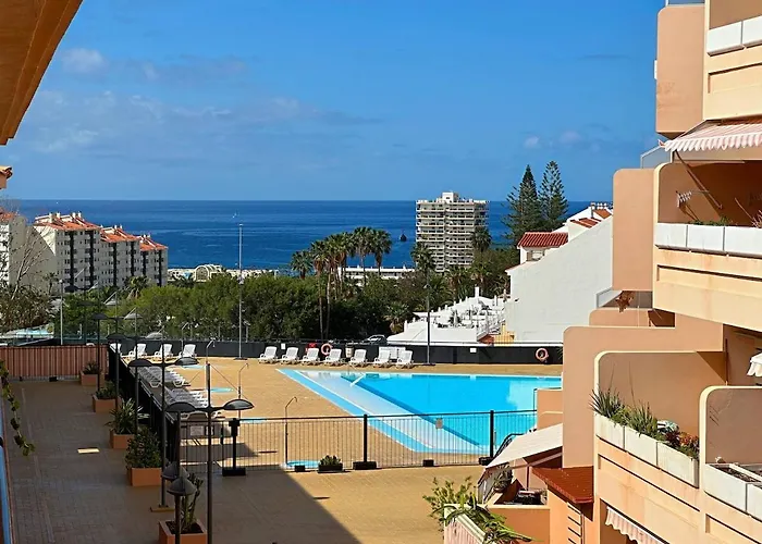 Sunny Luxury On Panoramic Pool Apartman Arona